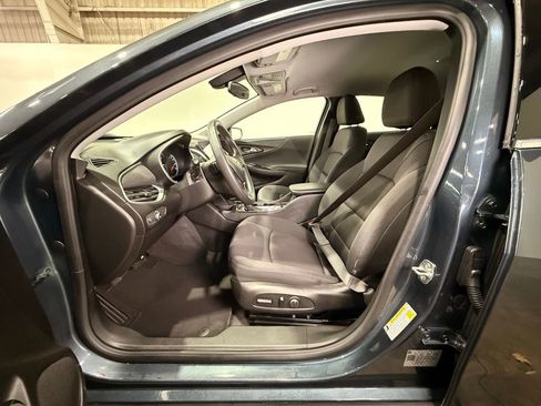 Used 2020 Chevrolet Malibu LS image 17
