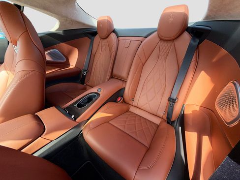 Certified 2024 Maserati GranTurismo Modena image 20