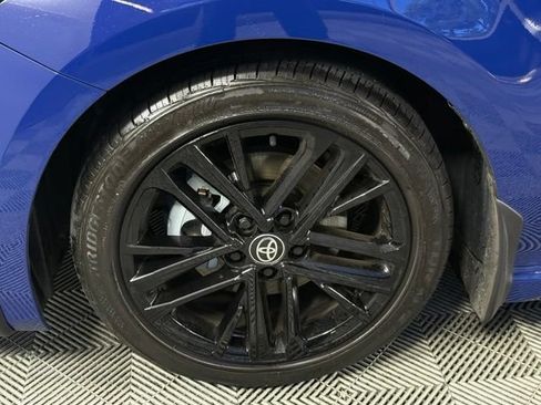Used 2025 Toyota Camry SE FWD image 13