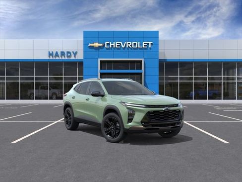 New 2026 Chevrolet Trax ACTIV w/ Driver Confidence Package FWD image 1