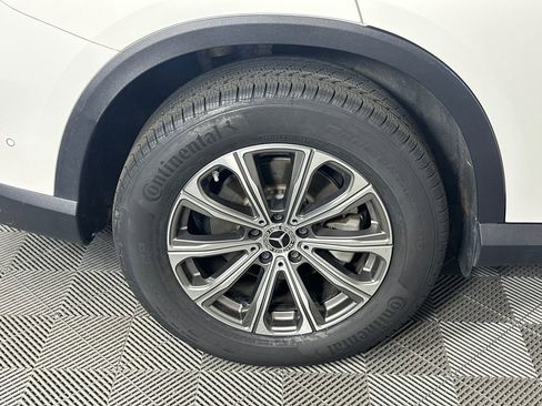 Certified 2024 Mercedes-Benz GLC 300 image 19