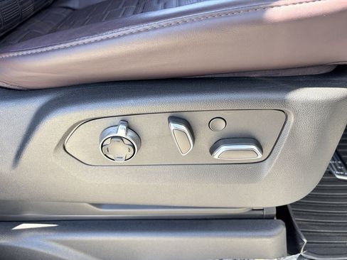 Certified 2023 Cadillac Escalade ESV Premium Luxury Platinum w/ LPO, Radiant Package AWD/4WD image 12