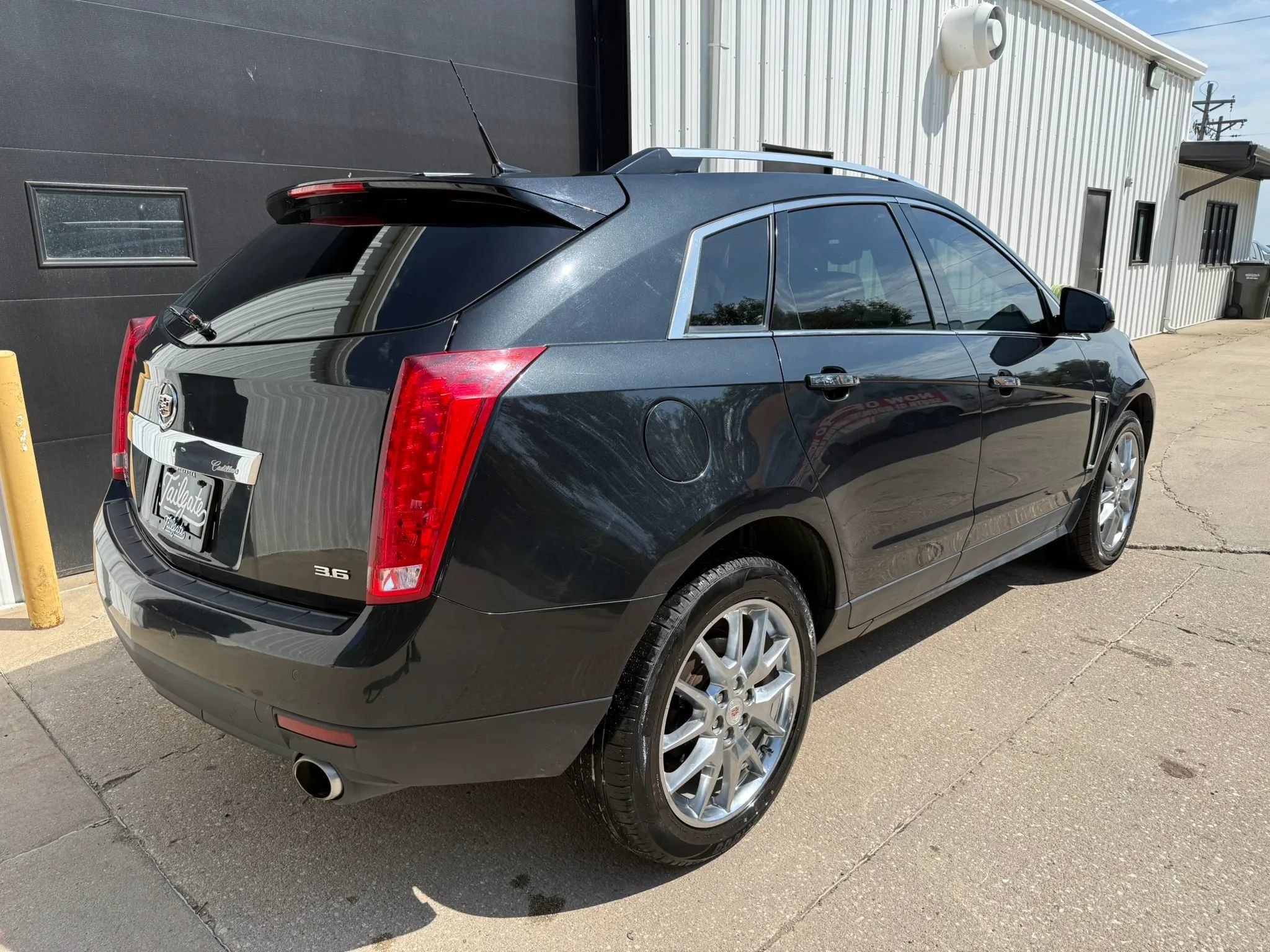Used 2014 Cadillac SRX Premium AWD/4WD image 5