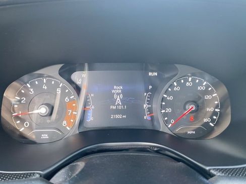 Used 2024 Jeep Compass Trailhawk image 18