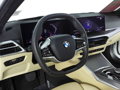 Certified 2025 BMW 330i Sedan w/ M Sport Package RWD image 31