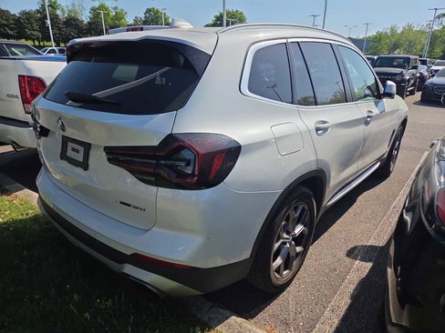 Used 2024 BMW X3 xDrive30i image 3