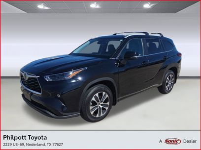 Used 2023 Toyota Highlander XLE