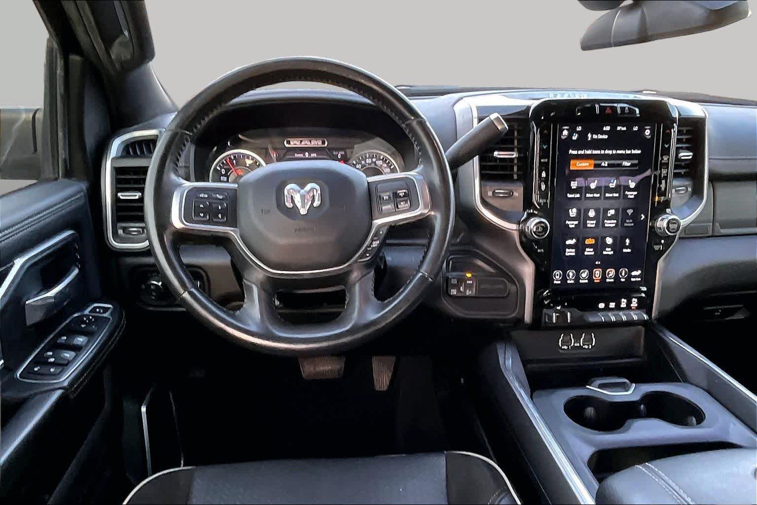 Used 2020 RAM 2500 Laramie w/ Night Edition AWD/4WD image 5