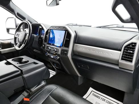 Used 2022 Ford F250 Lariat w/ Lariat Ultimate Package AWD/4WD image 18