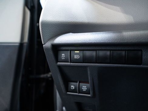 Used 2024 Toyota Sienna XLE image 23