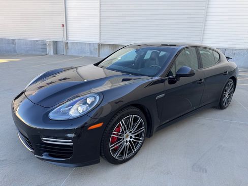 Used 2015 Porsche Panamera GTS AWD/4WD image 8