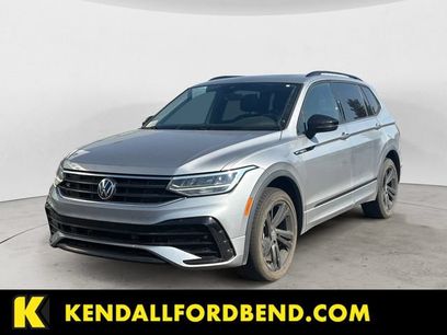 Used 2023 Volkswagen Tiguan SE R-Line