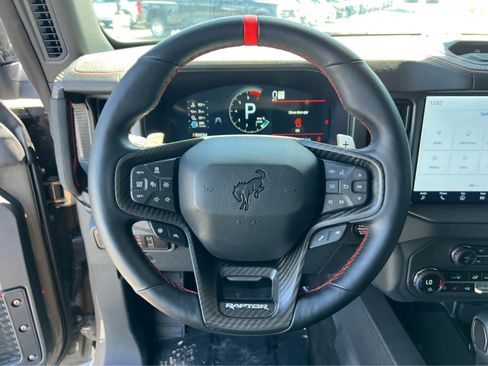 Used 2025 Ford Bronco Raptor AWD/4WD image 30