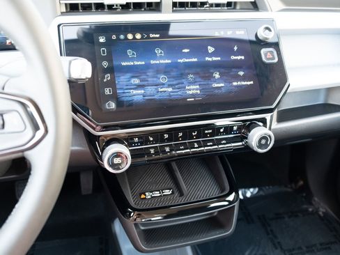 New 2027 Chevrolet Bolt RS w/ Technology Package FWD image 6