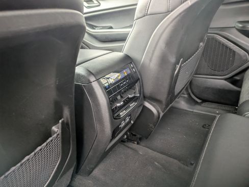 Used 2023 Jeep Grand Cherokee L Laredo image 20