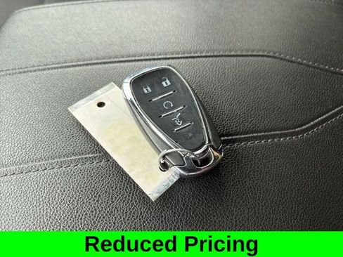 Used 2022 Chevrolet Traverse LT w/ LPO, Floor Liner Package AWD/4WD image 52