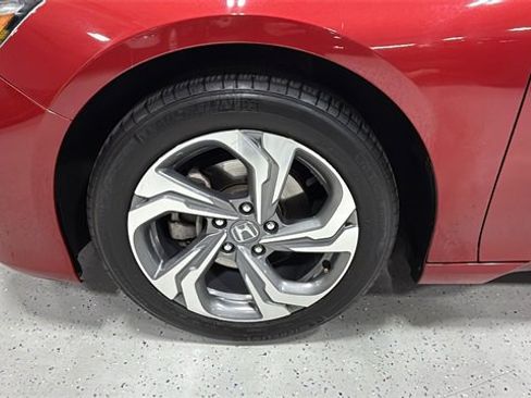 Used 2020 Honda Accord EX image 15