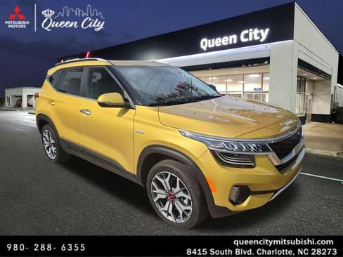 Used 2023 Kia Seltos SX w/ SX Sunroof Package AWD/4WD image 1