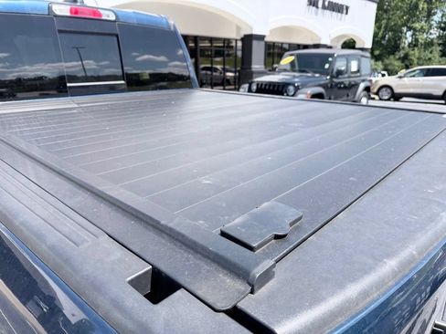 Used 2023 RAM 1500 Laramie AWD/4WD image 7
