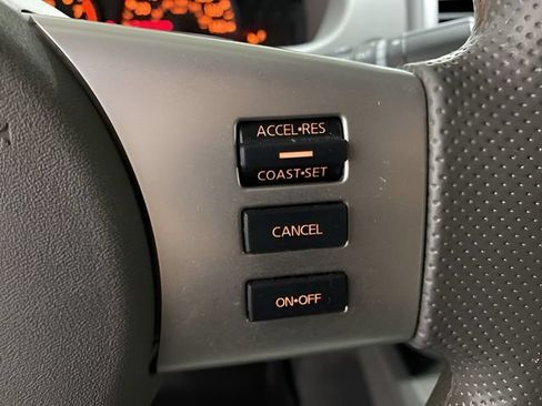 Used 2021 Nissan Frontier SV w/ Midnight Edition Floor Mats AWD/4WD image 15