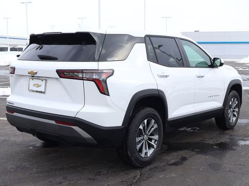 New 2026 Chevrolet Equinox LT w/ Convenience Package II image 8