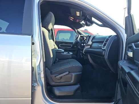 Used 2026 RAM 2500 Big Horn AWD/4WD image 2