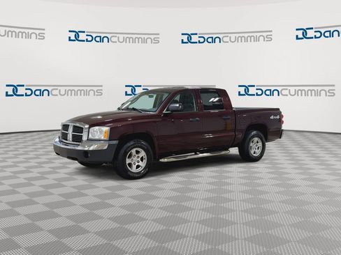 Used 2005 Dodge Dakota SLT AWD/4WD image 4