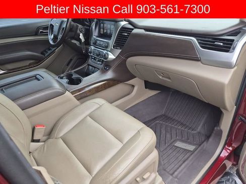 Used 2020 Chevrolet Tahoe LT w/ Off-Road Package AWD/4WD image 12
