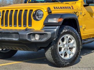 Used 2021 Jeep Wrangler Sport AWD/4WD video 3