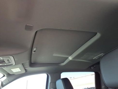 New 2026 GMC Sierra 2500 Denali w/ Denali Reserve Package image 6