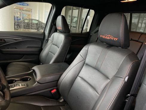 Certified 2025 Honda Ridgeline TrailSport+ image 6