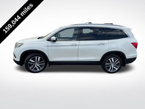Used 2018 Honda Pilot Elite image 2