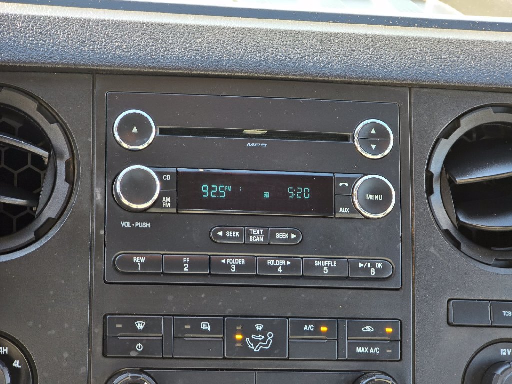 Used 2014 Ford F350 XL w/ Power Equipment Group AWD/4WD image 4
