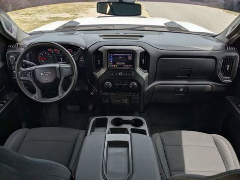 Used 2025 Chevrolet Silverado 2500 Custom w/ Custom Value Package AWD/4WD image 14