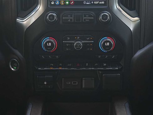 Used 2021 Chevrolet Silverado 1500 LTZ RWD image 19