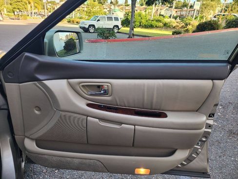 Used 2003 Toyota Avalon XLS FWD image 37