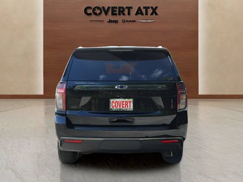 Used 2021 Chevrolet Suburban Z71 w/ Luxury Package AWD/4WD image 4