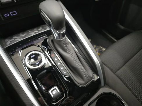 New 2026 Chevrolet Colorado LT image 16