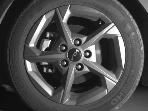 Used 2025 Kia K4 LXS image 12