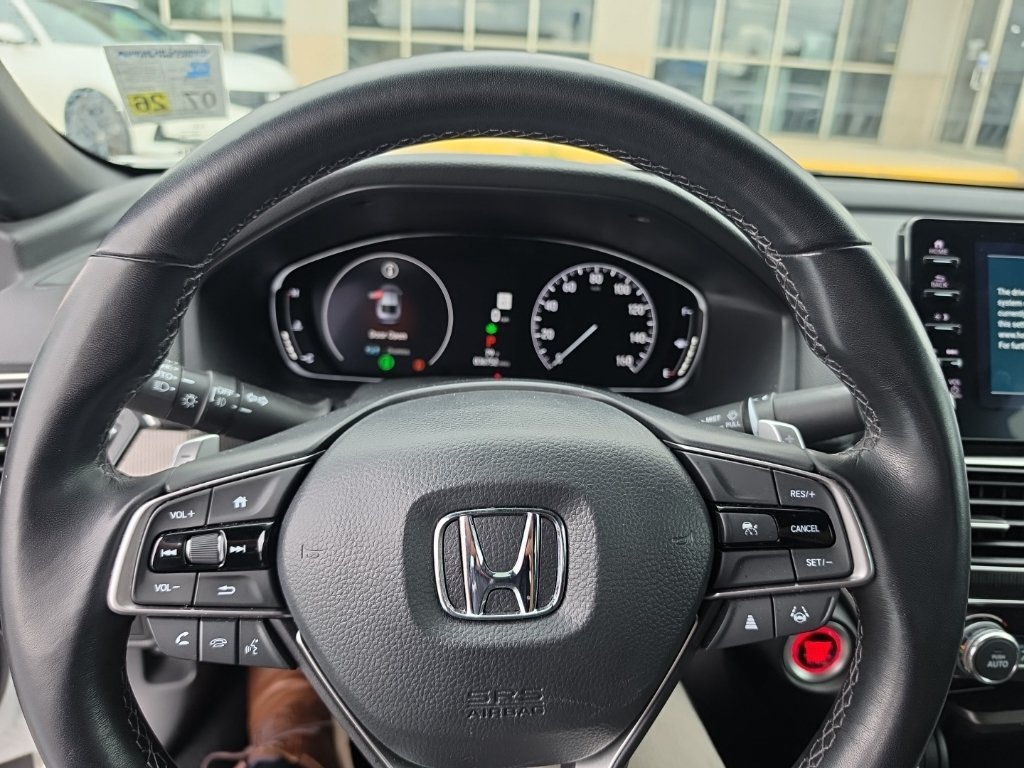Used 2022 Honda Accord Sport image 9