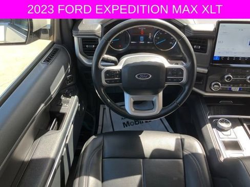 Used 2022 Ford Expedition Max XLT image 26