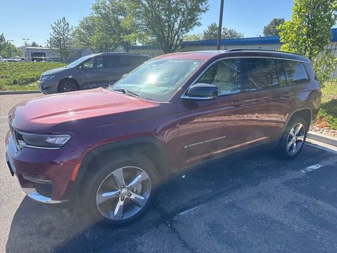Used 2021 Jeep Grand Cherokee L Limited AWD/4WD image 1
