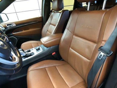 Used 2020 Jeep Grand Cherokee Summit image 10