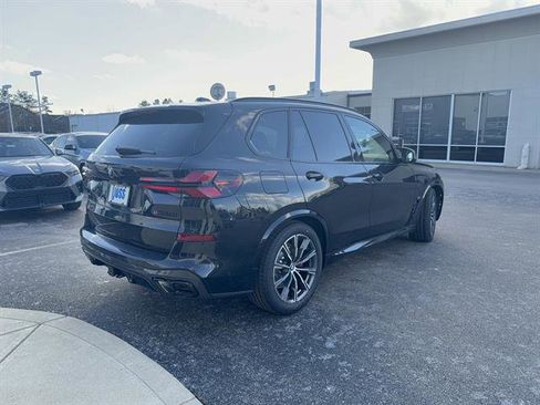 New 2026 BMW X5 M60i image 3