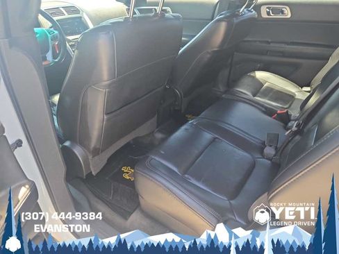 Used 2013 Ford Explorer XLT AWD/4WD image 16