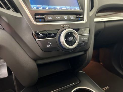 Used 2020 Acura MDX SH-AWD image 19