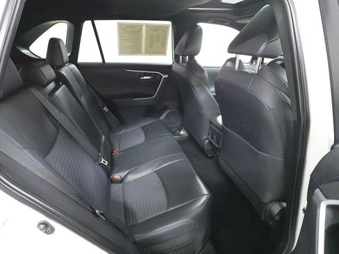 Used 2019 Toyota RAV4 XSE w/ XSE Weather Package AWD/4WD image 32