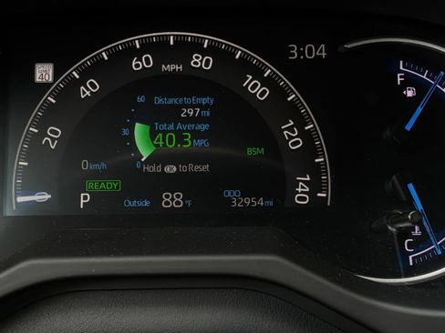 Used 2024 Toyota RAV4 AWD Hybrid image 40