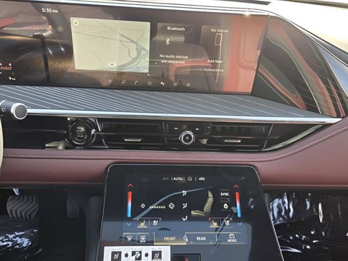 New 2026 INFINITI QX80 Autograph AWD/4WD image 16