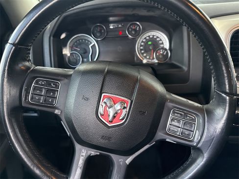 Used 2019 RAM 1500 Big Horn image 16